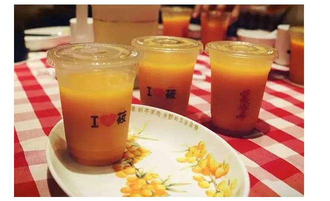 他們推了款國臺(tái)味的雞尾酒 餐飲企業(yè)的飲品還可以這么玩？|餐飲界