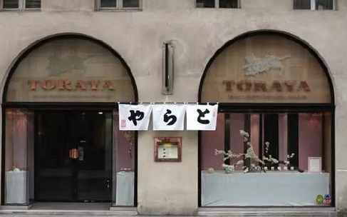 日本小吃店如何做大做強(qiáng)？我們發(fā)現(xiàn)了兩種完全不同的方法