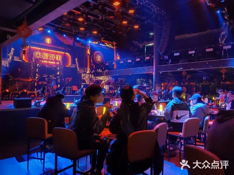 帶動(dòng)商圈人流增幅50% 這家Live house靠什么？|餐飲界