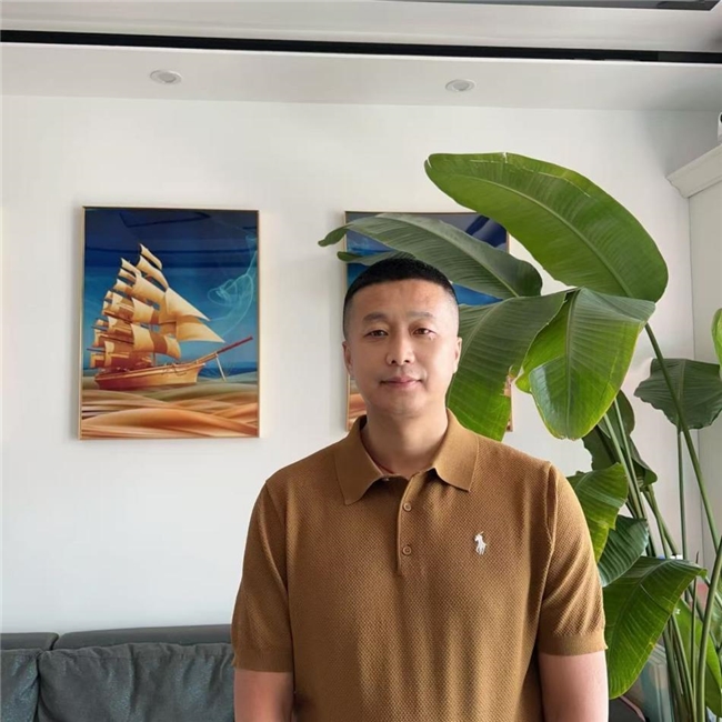 張亮麻辣燙加盟業(yè)主段連君：從鋤頭到湯勺，一場(chǎng)改寫(xiě)命運(yùn)的餐飲跨界